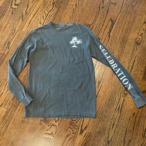Women’s long Sleeve tee shirt from Celebration FL side small